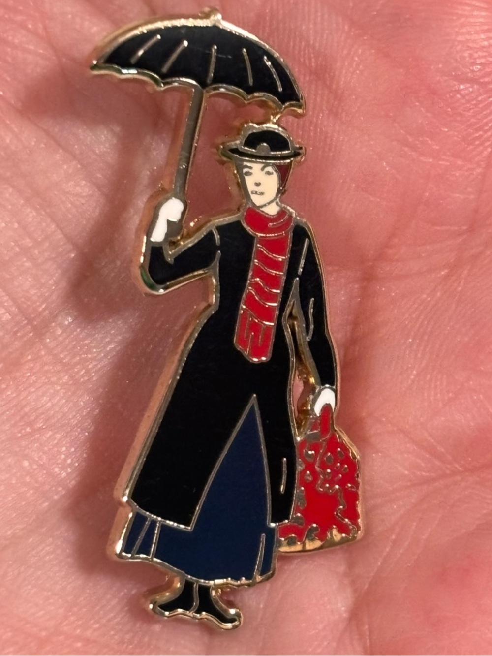 Disney Parks Mary Poppins Pinback Floating Umbrella Holding Bag Trading Pin 2010 - Picture 2 of 3